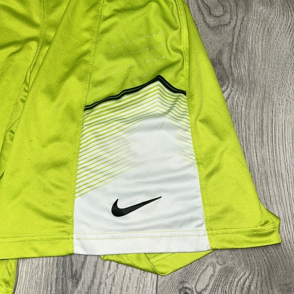 Nike Elite Dri-Fit Basketball Shorts - Picture 8 of 13